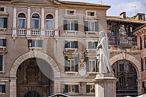 Verona`s Dante statue 4