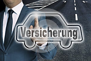 Versicherung in german Insurance car touchscreen is operated b