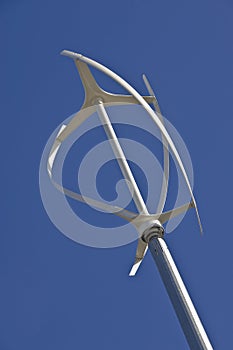 Vertical axis turbine