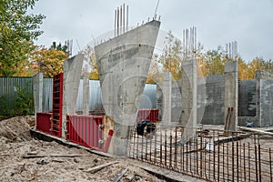 Vertical formwork panels