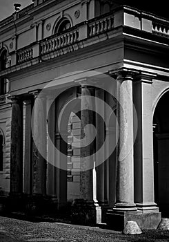 Vertical grayscale shot of Queen Victoria's Osborne House in the Isle of Wight