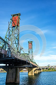 Vertical Hawthorne Bridge