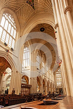 Vertical low angle shot of the inside Bath Abbey in the UK