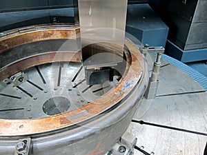 Vertical machine lathe