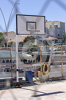 Vertical perspective shot of basketball hoop from metal wires
