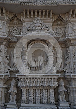 Vertical shot of the BAPS Shri Swaminarayan Mandir in Robbinsville