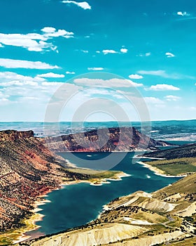 Vertical shot of the Flaming Gorge Reservoir in the United States of America on a sunny day