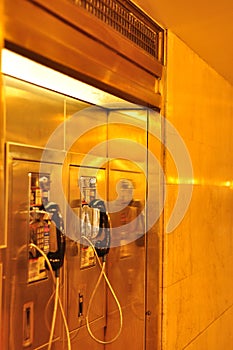 Vertical shot of historic telephone booth in Central Station, New York