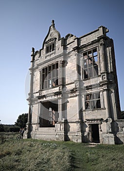 Vertical shot of the ruins of the Moreton Corbet Castle under the sunlight in England