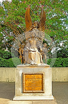 Vertical shot of the South Carolina Monument to the Women of the Confederacy, Columbia