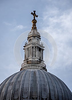 Vertical shot of the St. Paul's Cathedral dome in London, UK