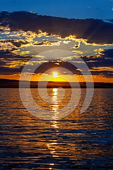 Vertical Sunset Clouds Sun God Rays Wahweap Bay