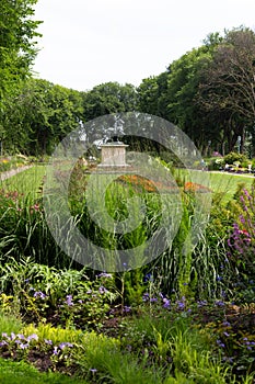 Vertical view of the Jeanne D’Arc garden and its 1938 bronze statue