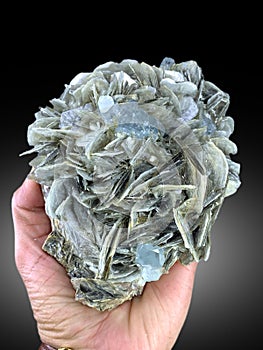 very beautiful aquamarine with muscovite matrix mineral specimen from Pakistan