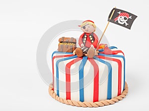 Muy hermoso tarta chico pirata 