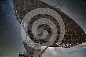 Very large array antenna with milky way