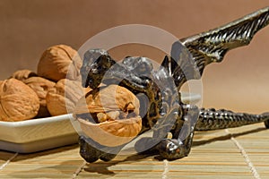 Dragon Shape Nutcracker