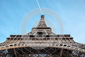 Vew of the Eiffel Tower from below