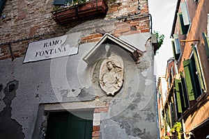 Via Ramo Fontana in Venice, Italy photo