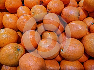 Vibrant Navel Oranges from the market