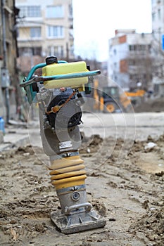 Vibratory rammer construction machinery