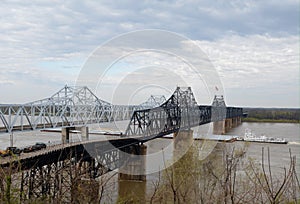 Vicksburg's Two Bridges