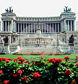 Victor Emanuel Monument, Rome photo