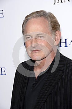 Victor Garber