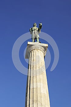 Victor monument