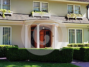 Victorian house round portico