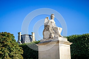 Victorious France statue near the Triumphal Arch of the Carrousel, Paris