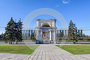 Victory triumphal arch