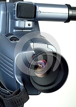 Video camera lens pointing to the right 2