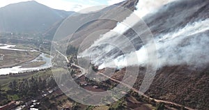 Video of a fire in the Peruvian Andes in Urubamba, Cuzco.