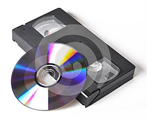 Videokaseta and disk