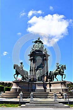 Vienna during sunny day and importan statue