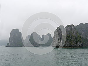 Vietnam, Quang Ninh Area, Halong Bay or Ha Long Bay Unesco World Heritage Site, The karst landscape