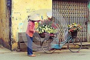 Vietnamese florist vendor in Hanoi