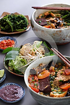 Vietnamese food, bun rieu and canh bun