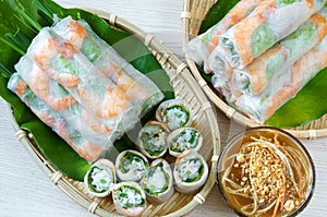 Vietnamese food, goi cuon, salad roll