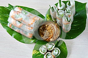 Vietnamese food, goi cuon, salad roll