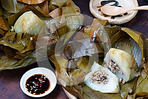 Vietnamese food, pyramid rice dumpling