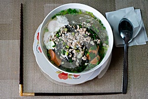 Vietnamese traditional food- noodle