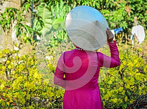Vietnamese woman with traditional dress