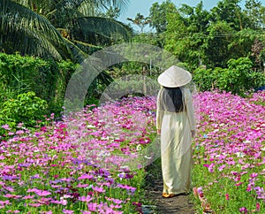 Vietnamese woman with traditional dress