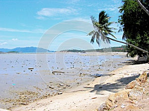 View across the very shallow Plai Laem beach on Koh Samui