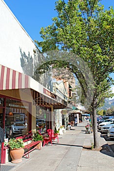 View along Lincoln Street (Highway 29), the main road through Ca