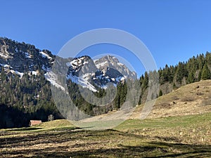 View of the Alpine peak Gnepfstein MittaggÃÂ¼pfi Mittagguepfi oder Mittaggupfi from the Eigental Valley, Eigenthal photo