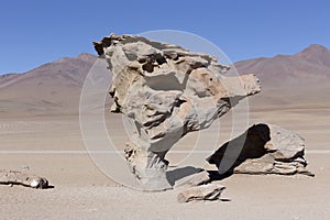 View of arbol de piedra in desert