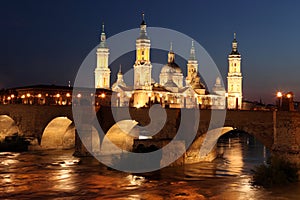 View of the basilica of the Virgen del Pilar and Ebro river, on